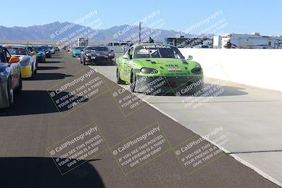 media/Nov-19-2022-Speed Ventures (Sat) [[eb5c8f9508]]/Around the Pits/Pre Grid Race Group/